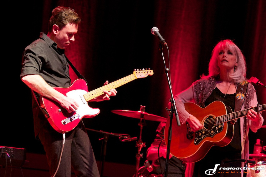 Emmylou Harris & Rodney Crowell (live in Hamburg, 2013)